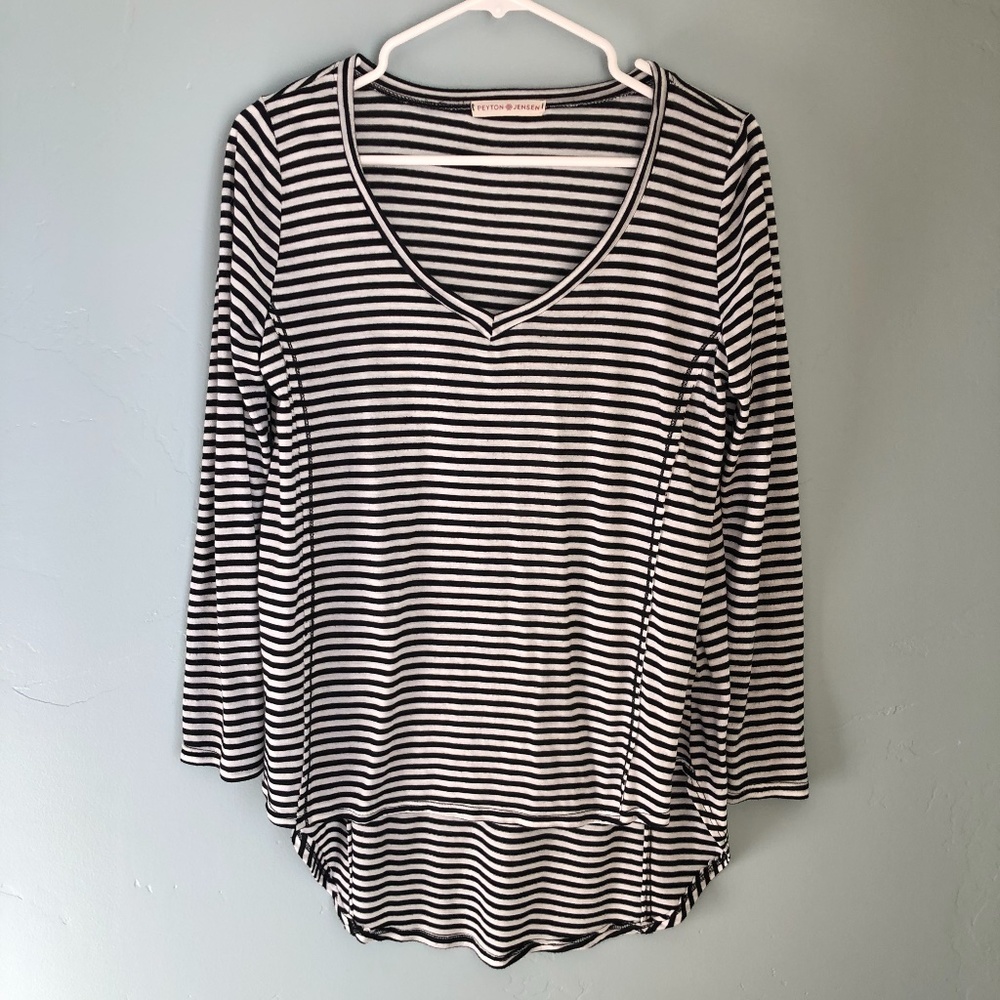 Peyton Jensen Evereve Striped High Low Top M